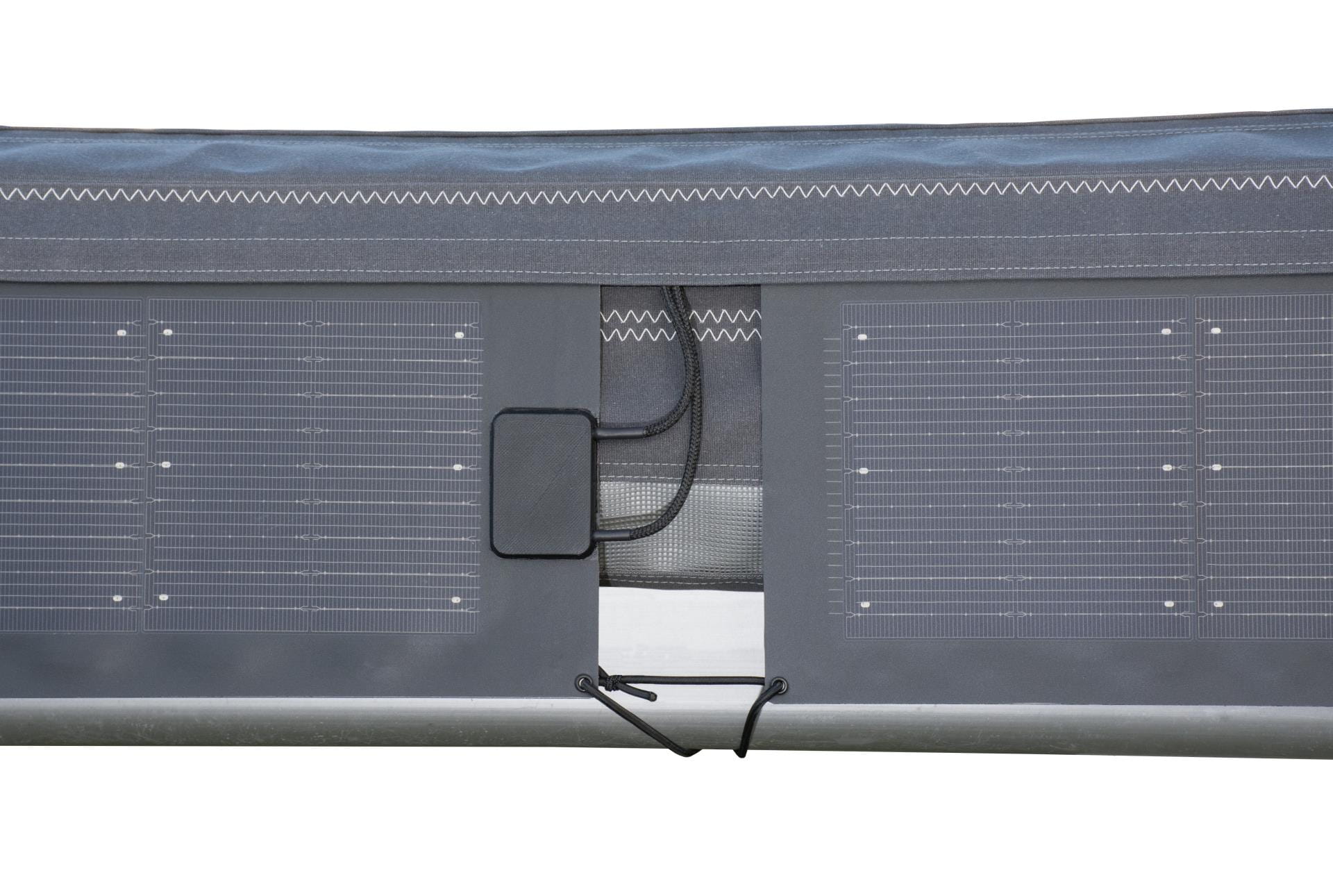 4689*02 Anwendungsbeispiel für zwei FLINstripes hintereinander FLINstripe Solarmodul für Baumpersenning