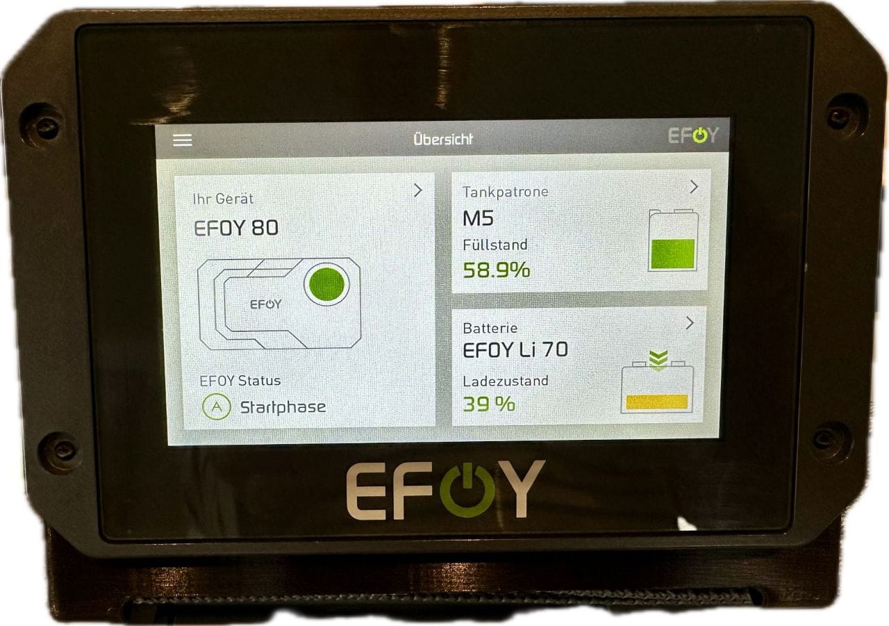 4339-205 EFOY Bedienpanel im Betrieb