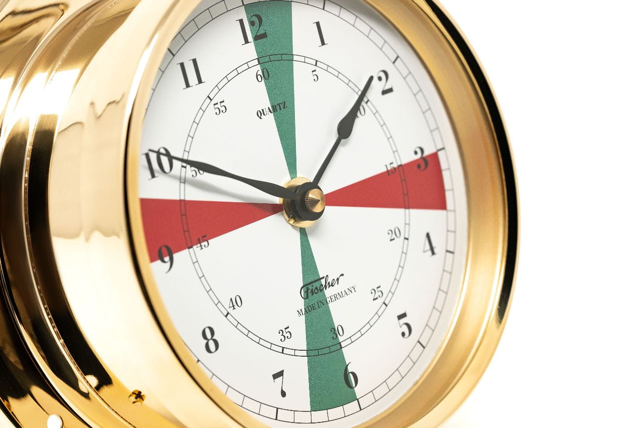 3451-202 FISCHER 1610UFS-45 Funkraumuhr arabisch poliertes Messing