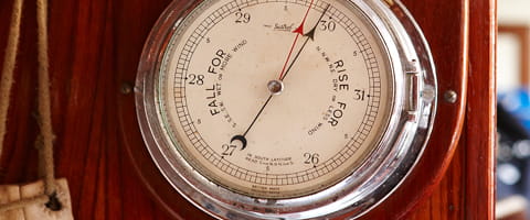 Clocks, barometers & instruments