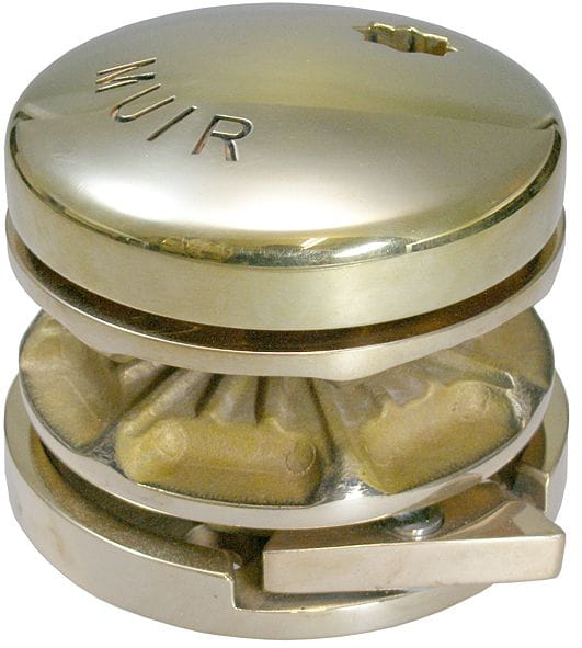 MUIR VM500 bronze anchor windlass MUIR VM500 bronze anchor windlass