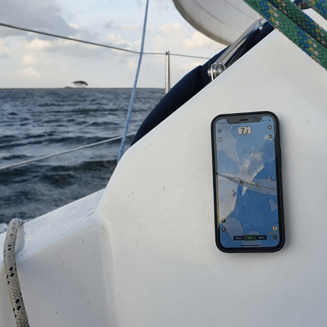 5703-010 Smartphonehalterung EMIL SAILOR, iPhone